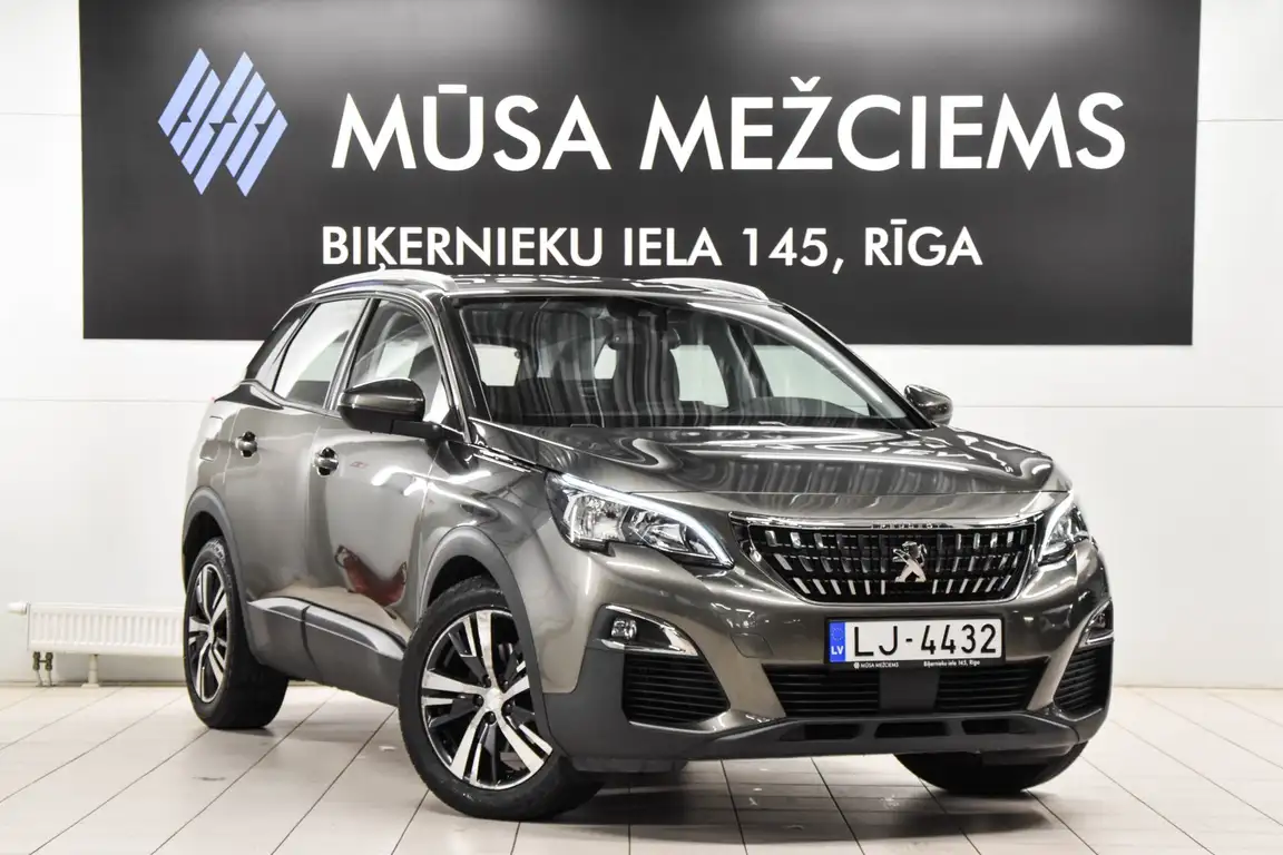 PEUGEOT 3008