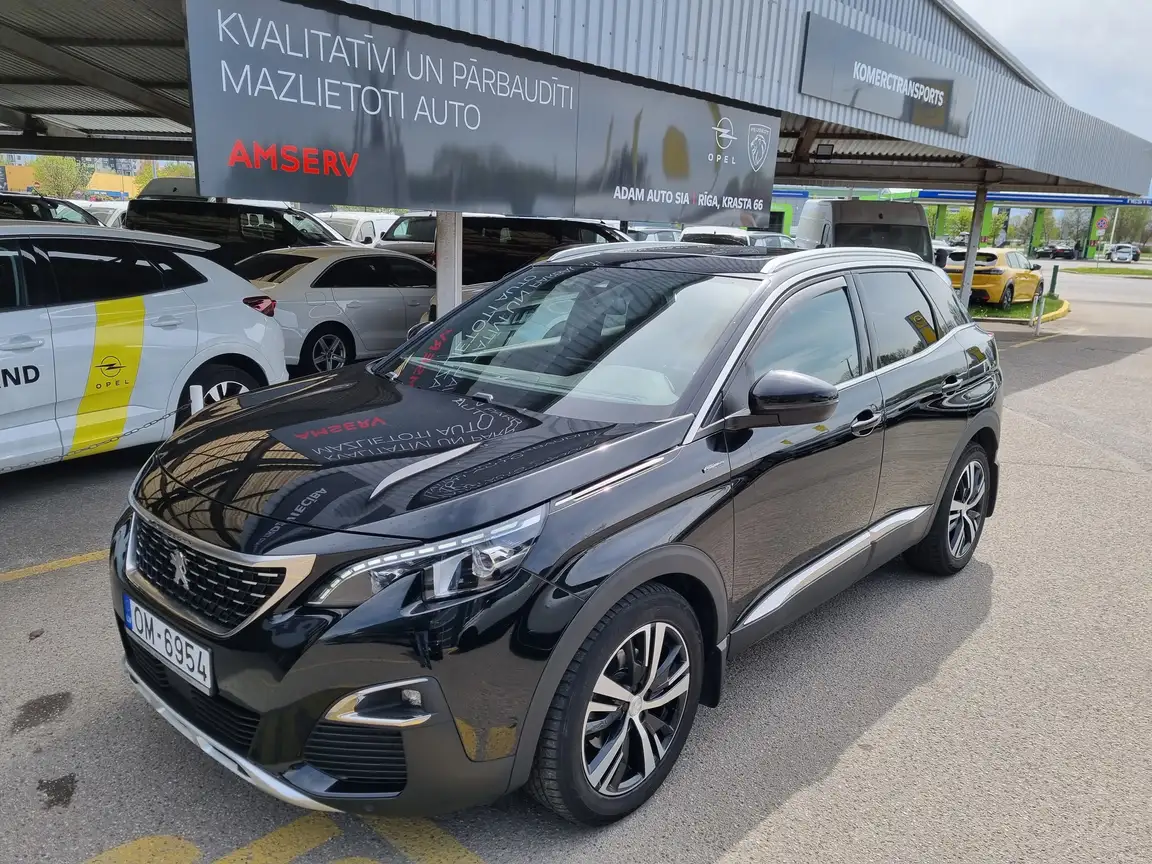 PEUGEOT 3008