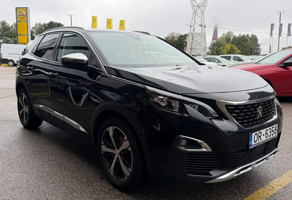 PEUGEOT 3008