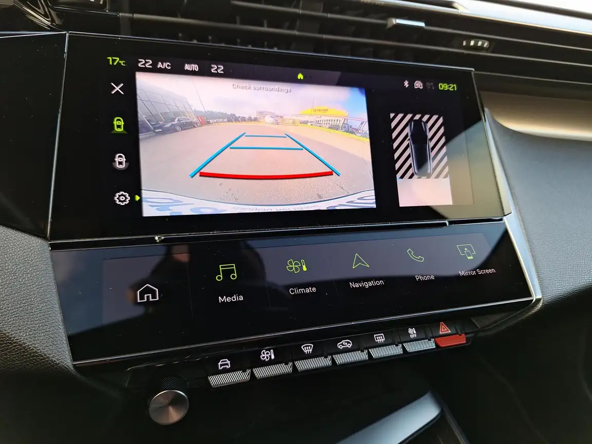 PEUGEOT 308