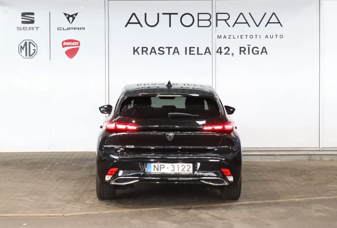 PEUGEOT 308