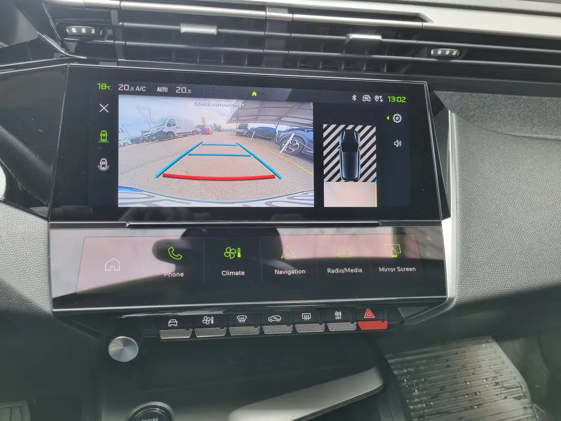 PEUGEOT 308