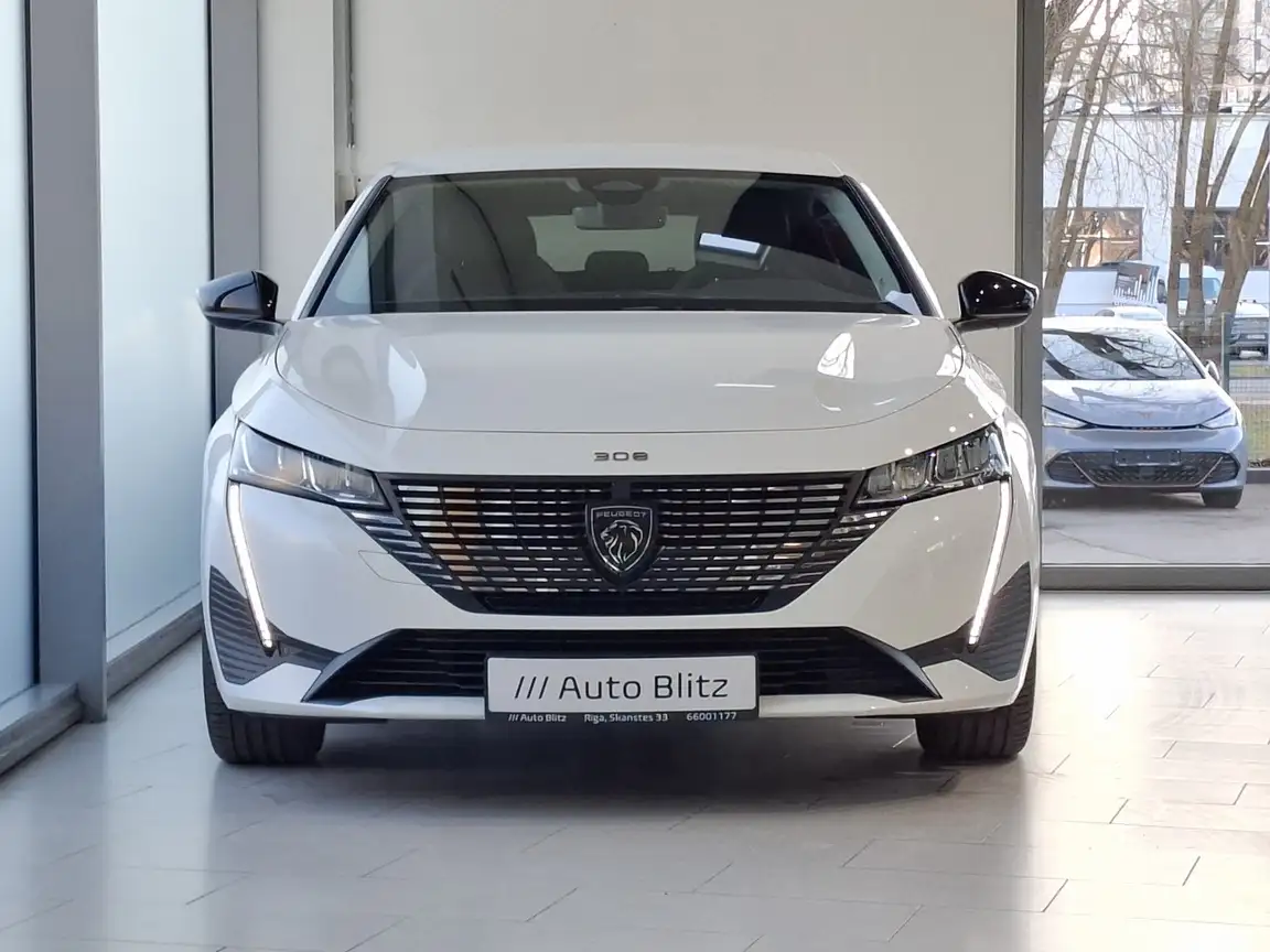 PEUGEOT 308