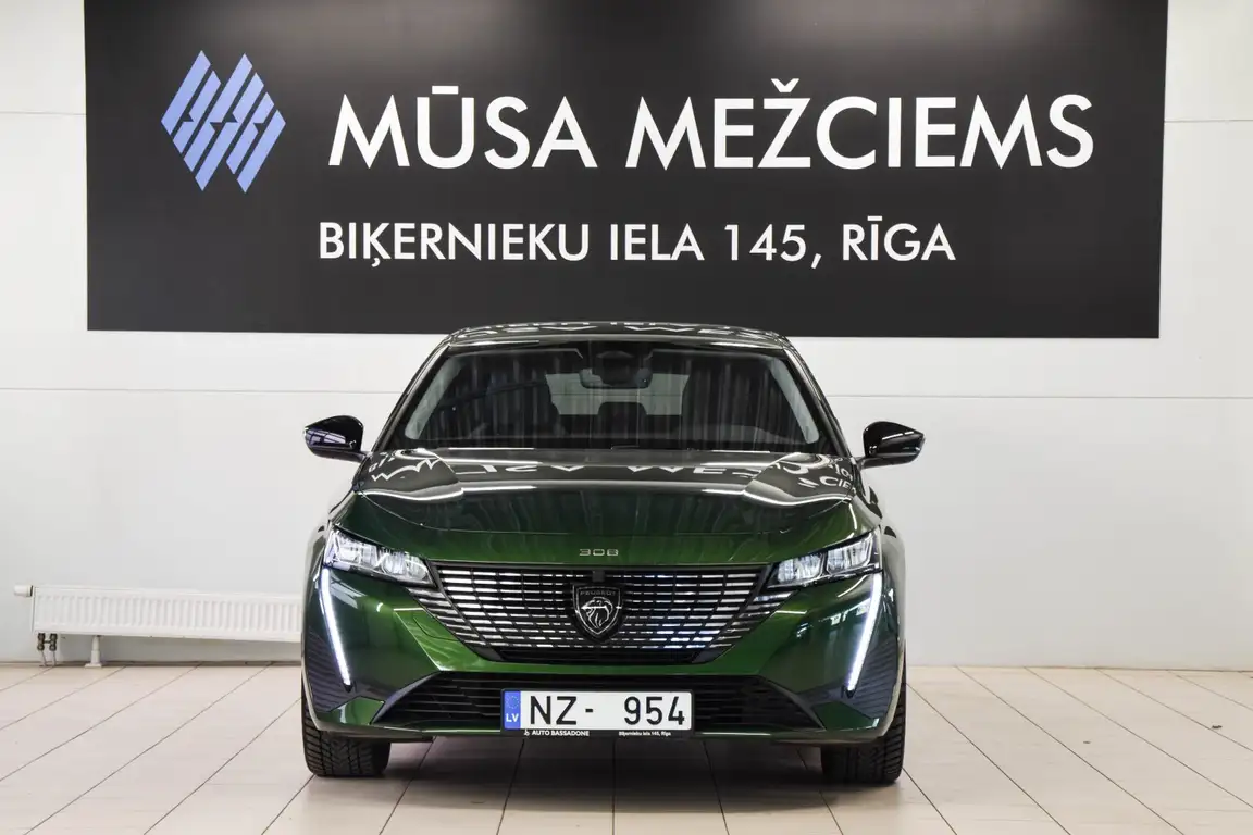 PEUGEOT 308