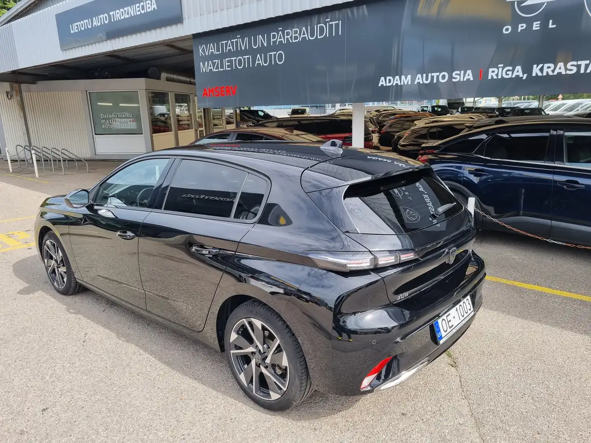 PEUGEOT 308