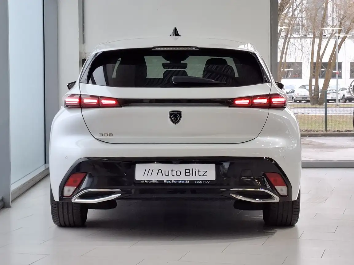 PEUGEOT 308
