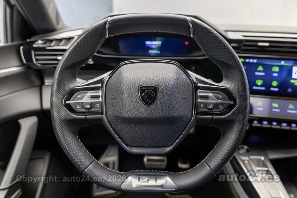 PEUGEOT 408