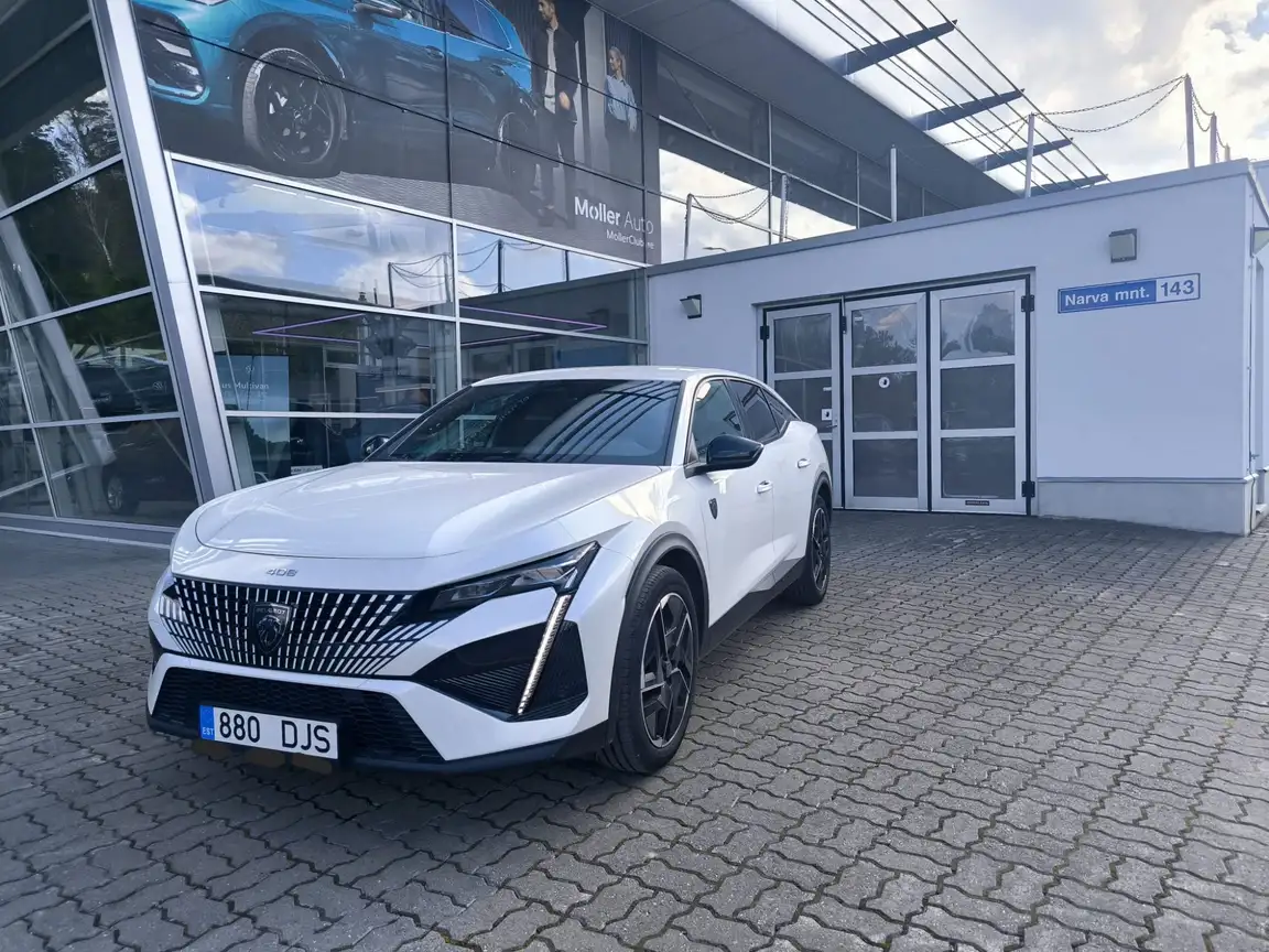 PEUGEOT 408