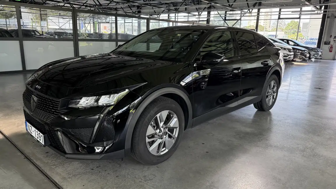 PEUGEOT 408