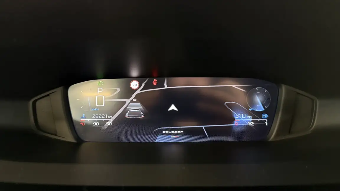 PEUGEOT 408