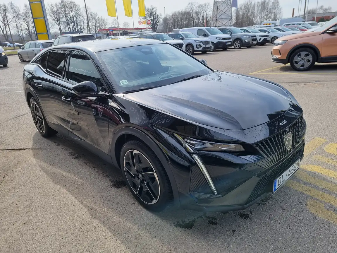 PEUGEOT 408