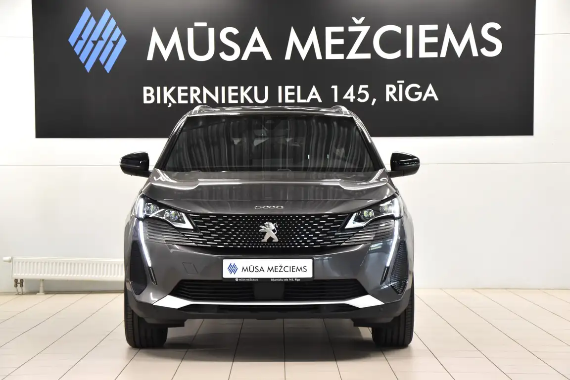 PEUGEOT 5008