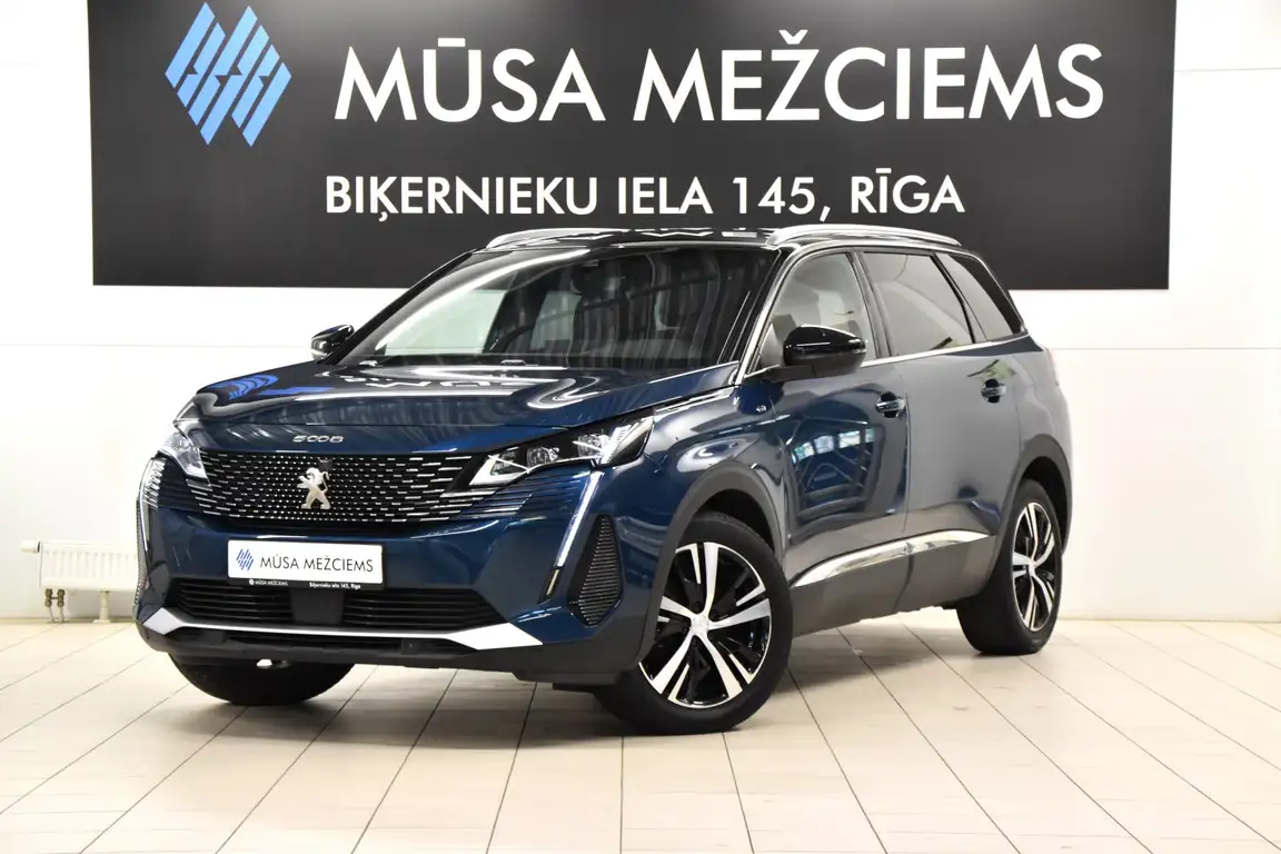PEUGEOT 5008
