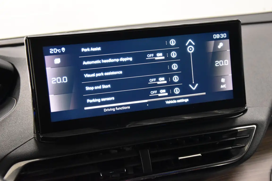 PEUGEOT 5008