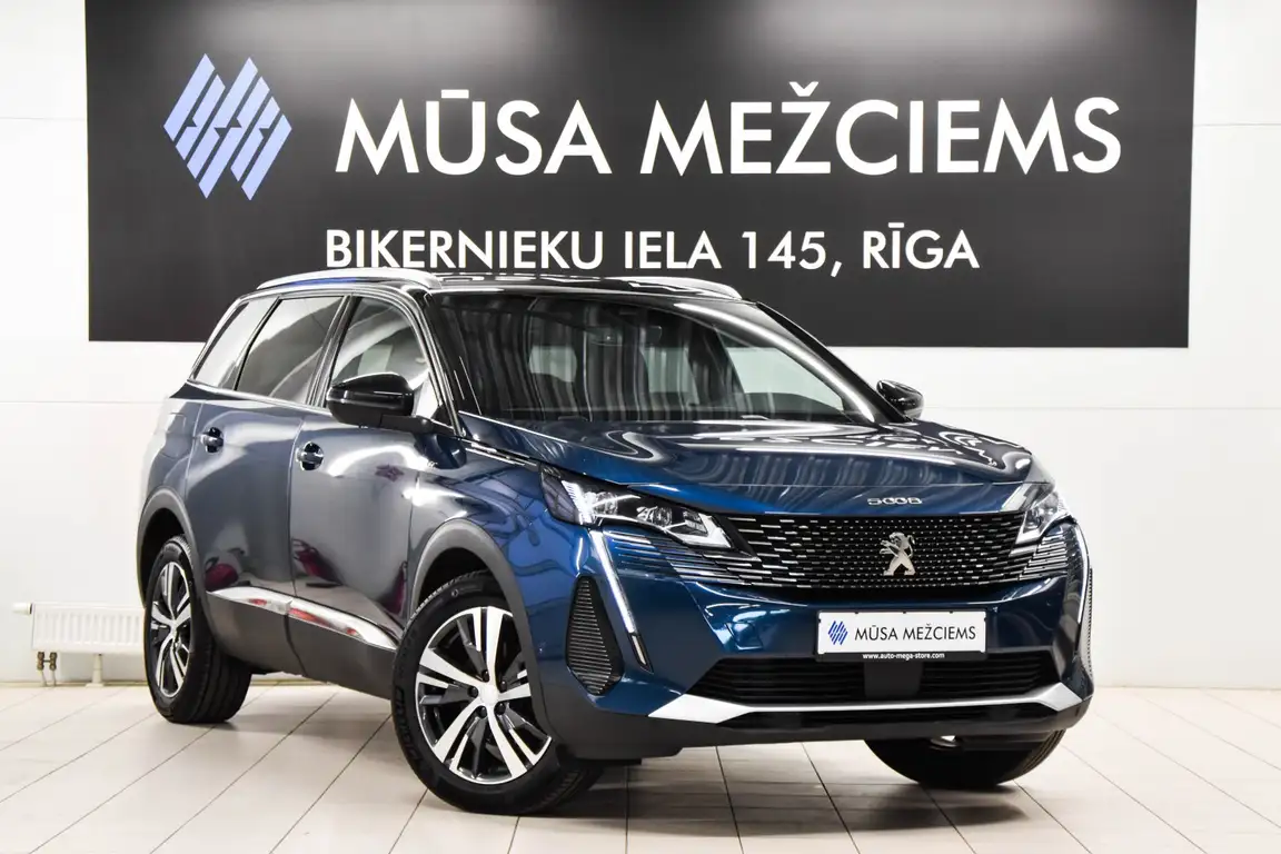 PEUGEOT 5008