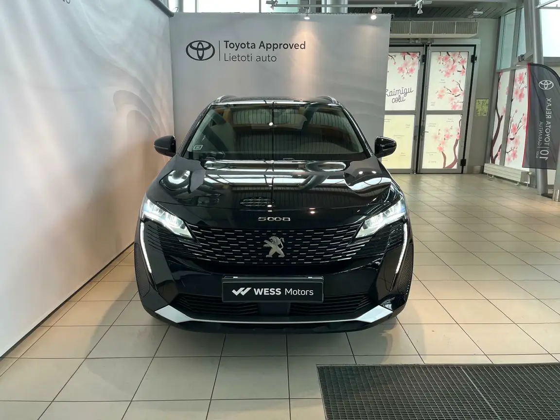 PEUGEOT 5008