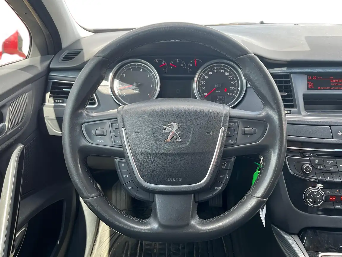 PEUGEOT 508