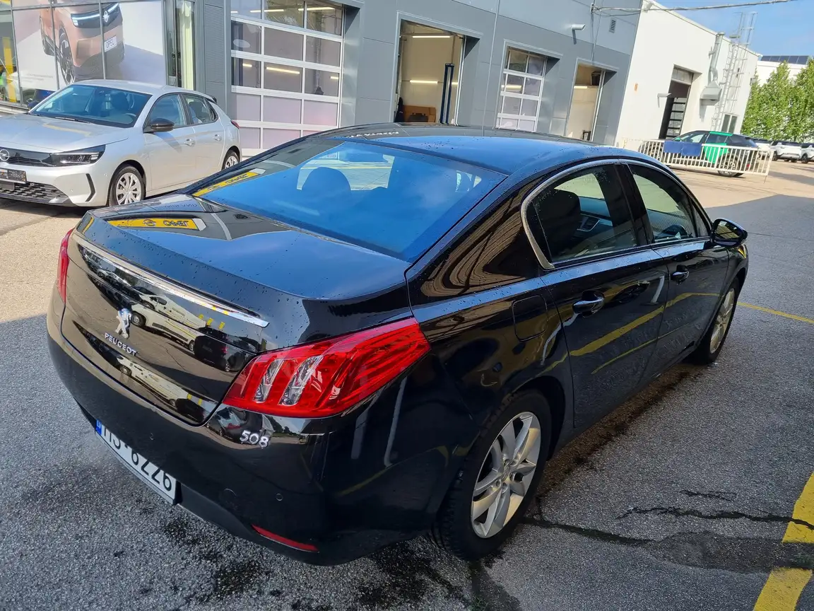 PEUGEOT 508