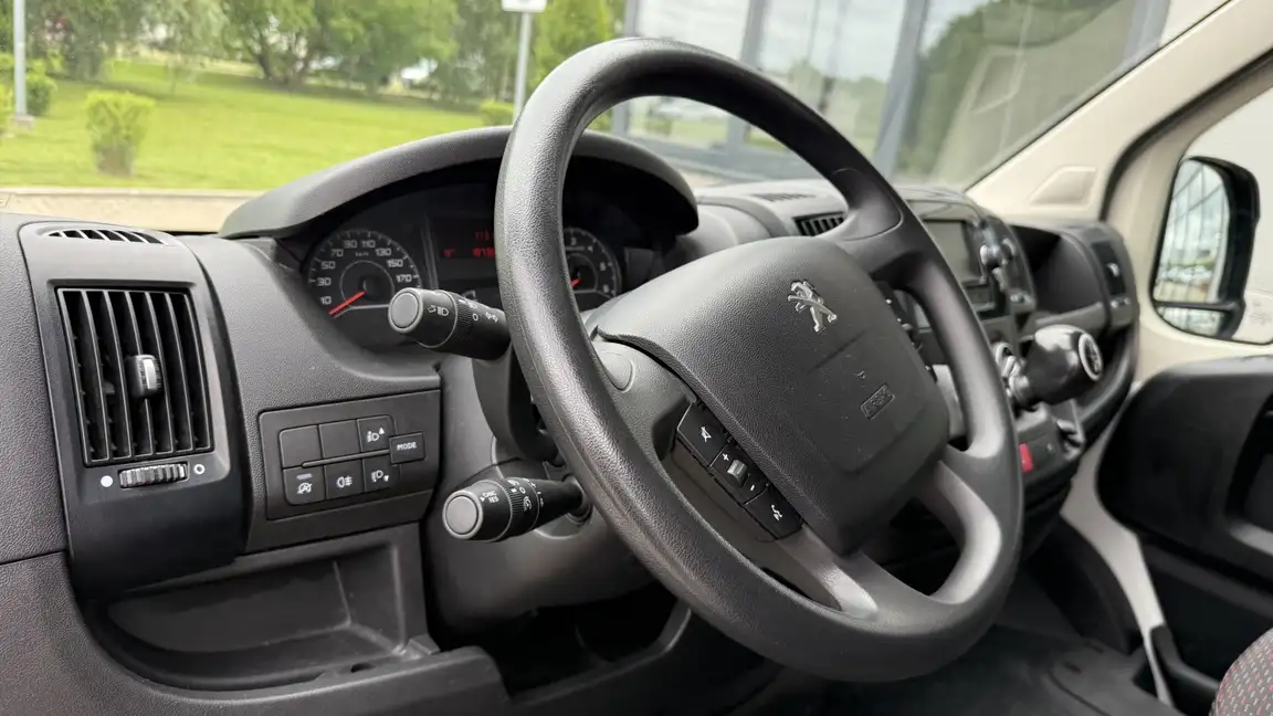PEUGEOT BOXER