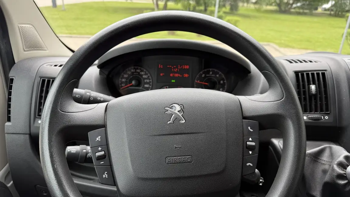 PEUGEOT BOXER
