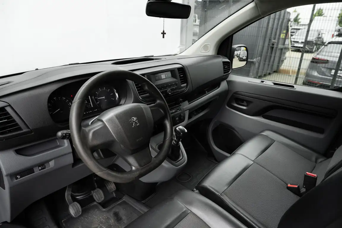PEUGEOT EXPERT