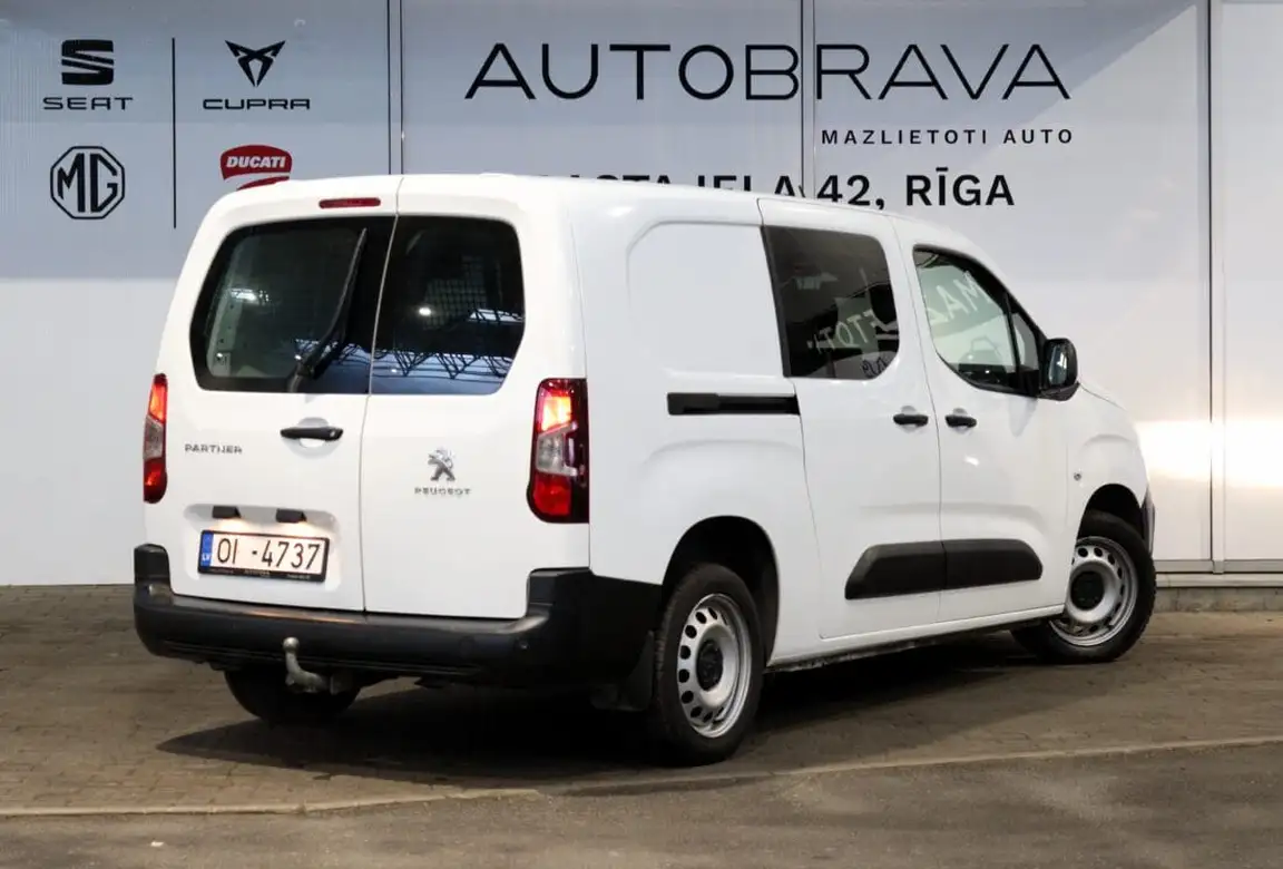 PEUGEOT PARTNER