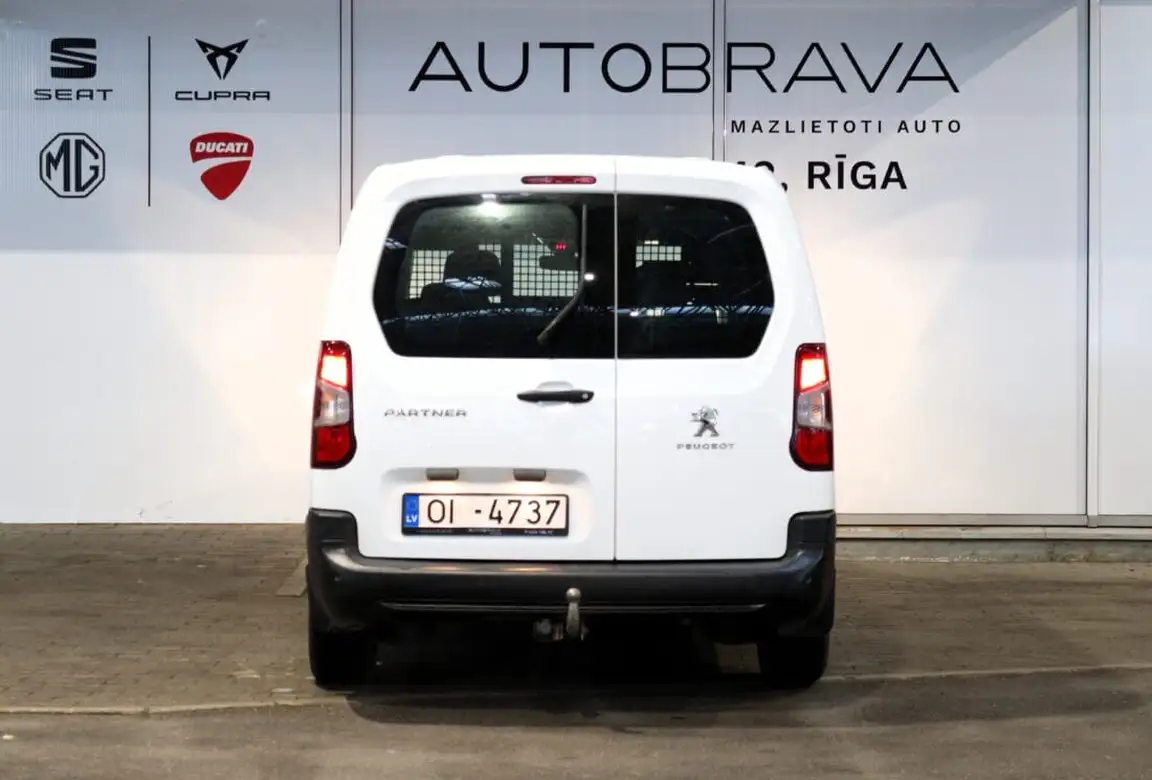 PEUGEOT PARTNER