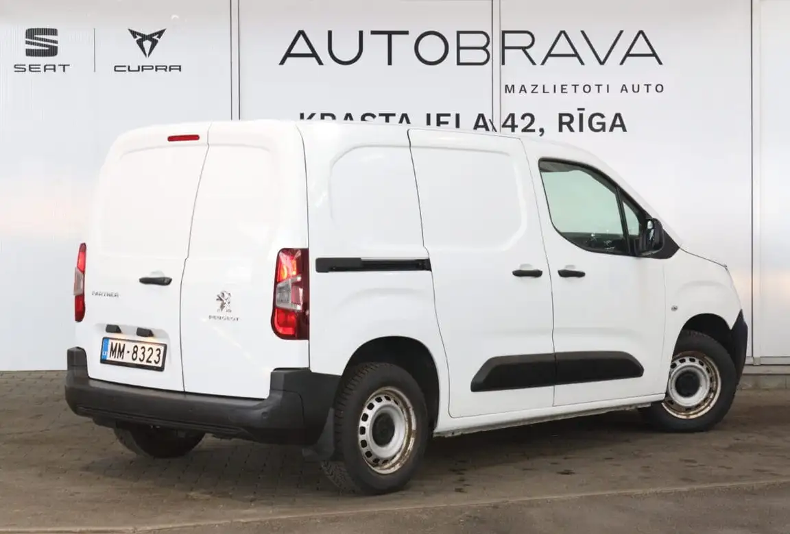 PEUGEOT PARTNER