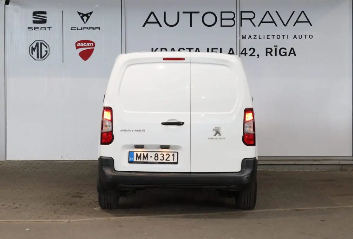 PEUGEOT PARTNER