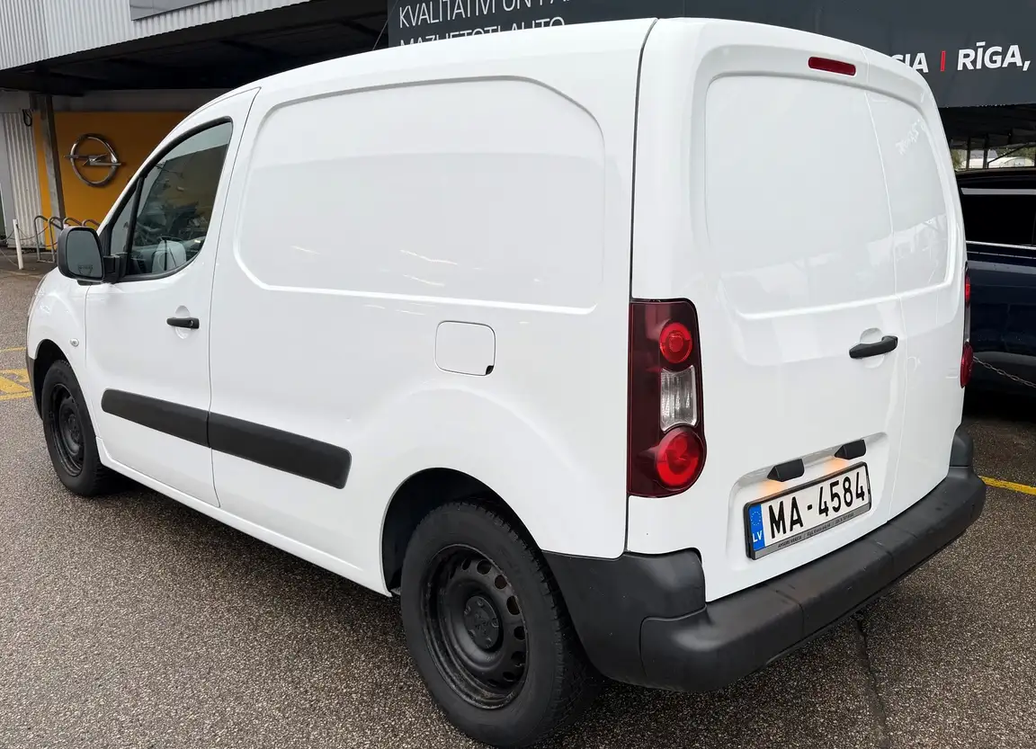 PEUGEOT PARTNER