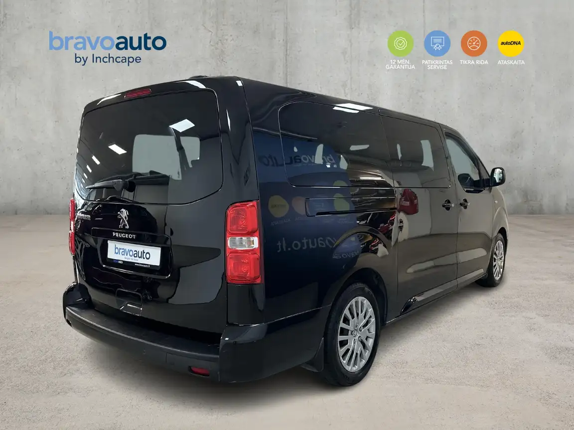PEUGEOT TRAVELLER