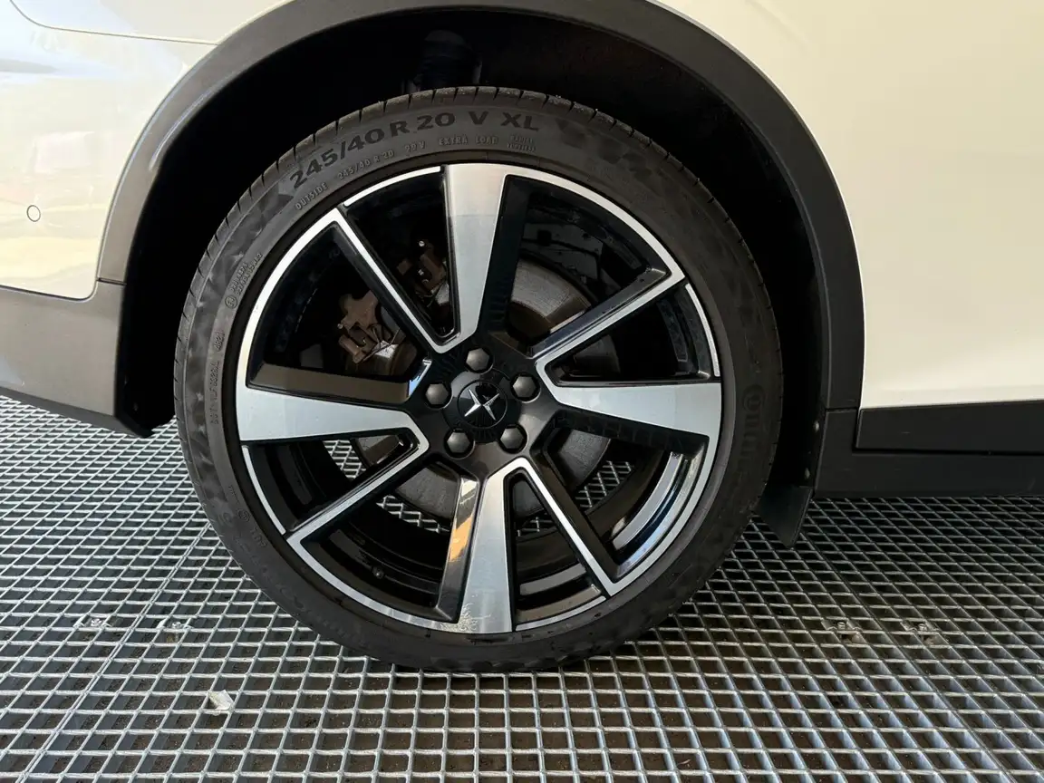 POLESTAR 2