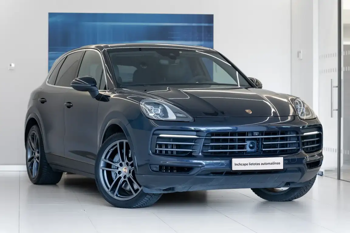 PORSCHE CAYENNE
