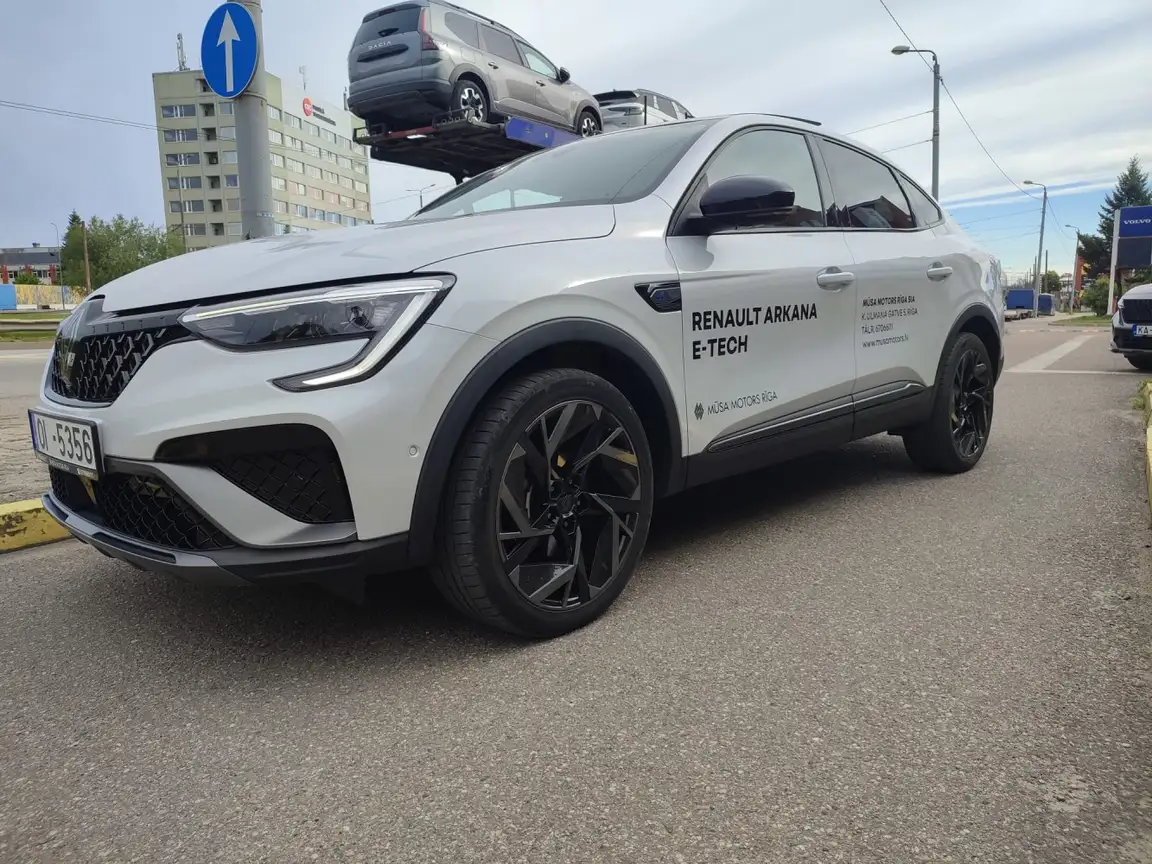 RENAULT ARKANA