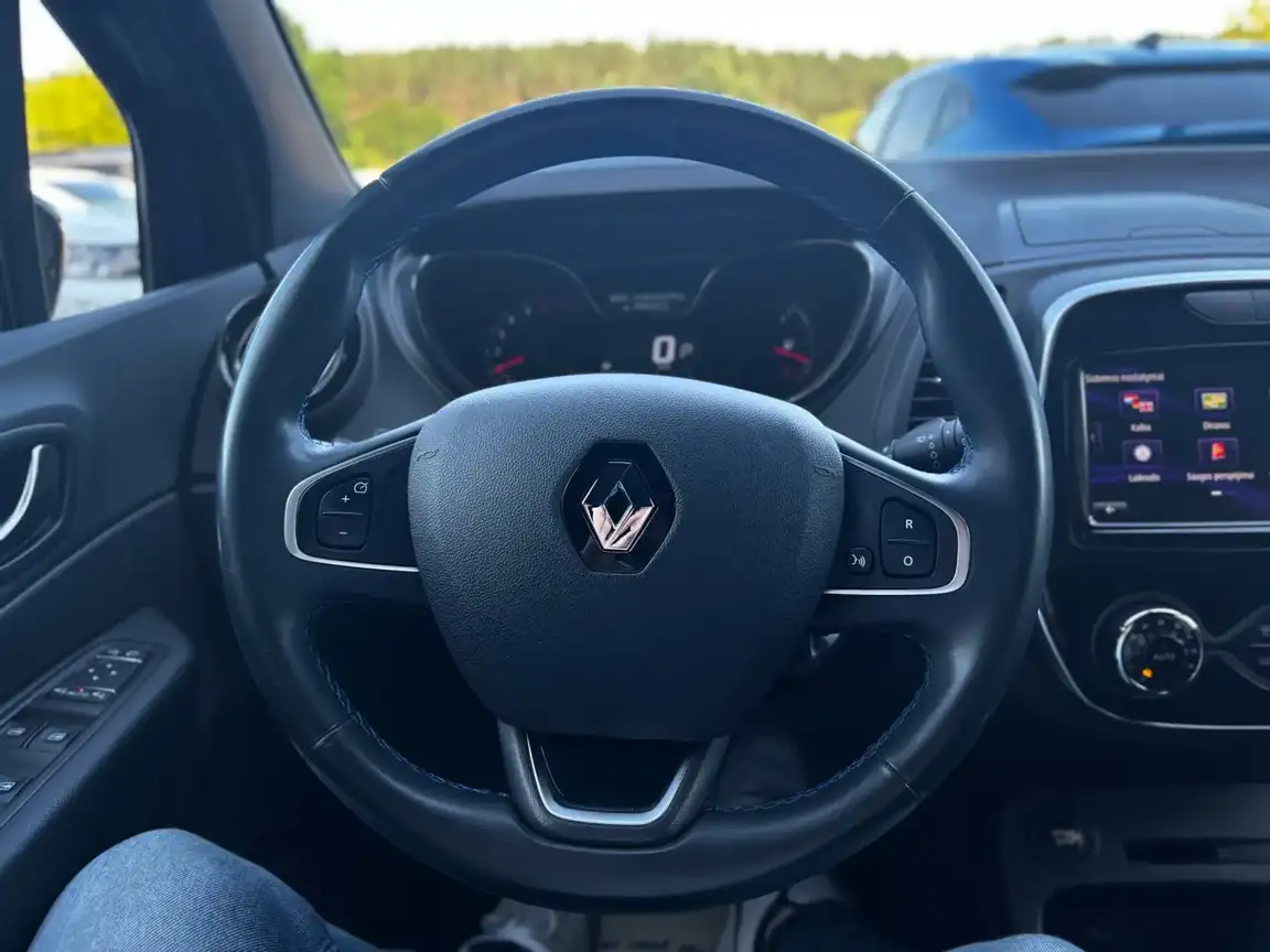 RENAULT CAPTUR