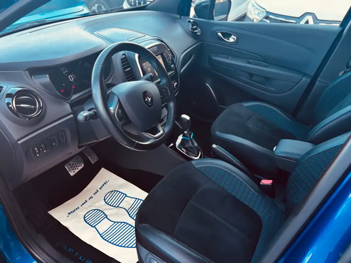RENAULT CAPTUR