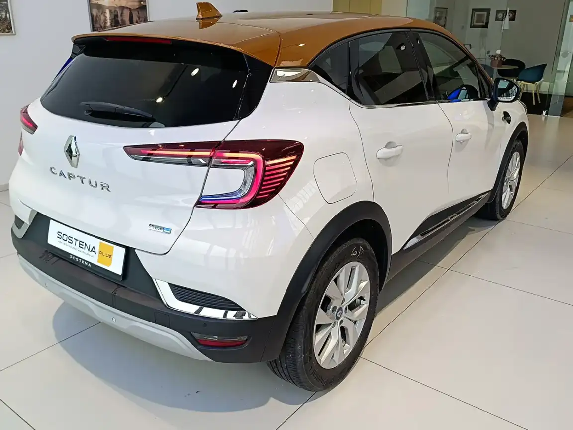RENAULT CAPTUR