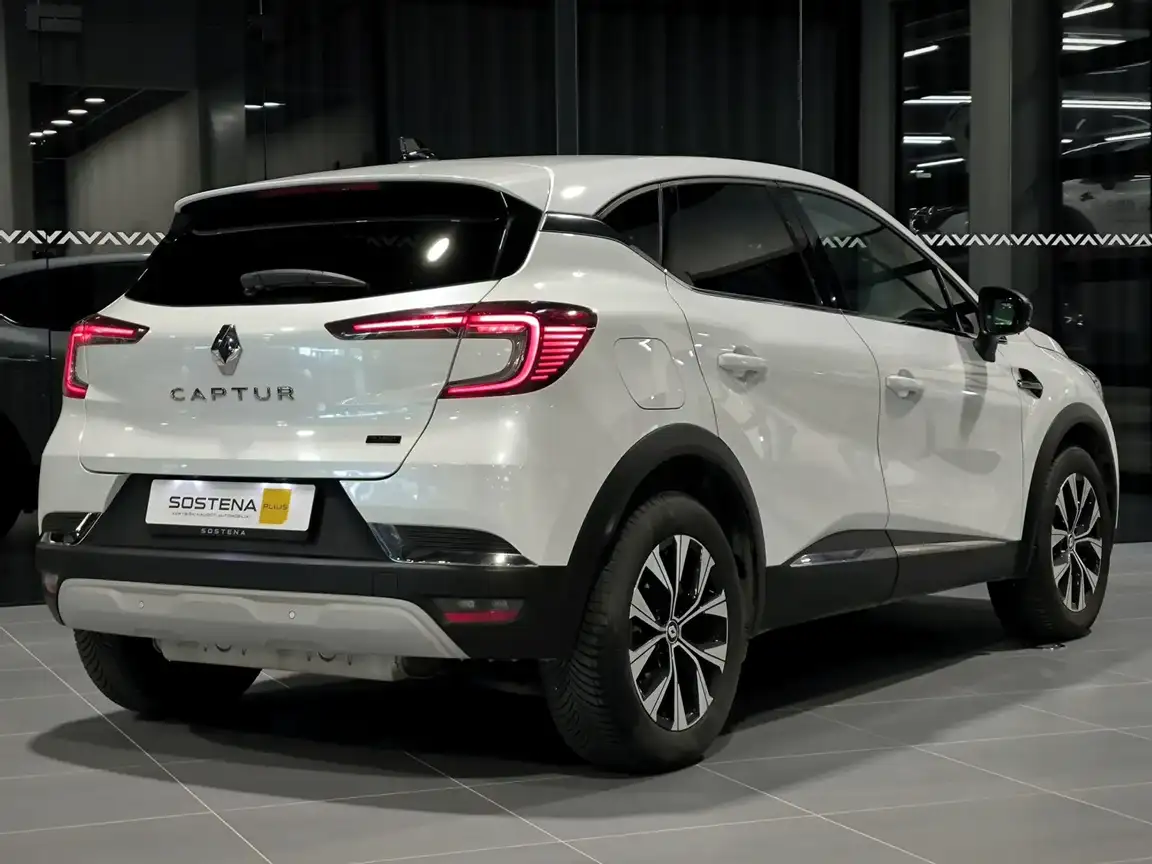 RENAULT CAPTUR