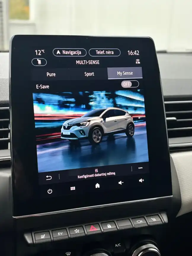 RENAULT CAPTUR