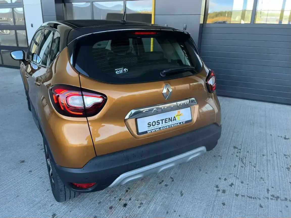 RENAULT CAPTUR