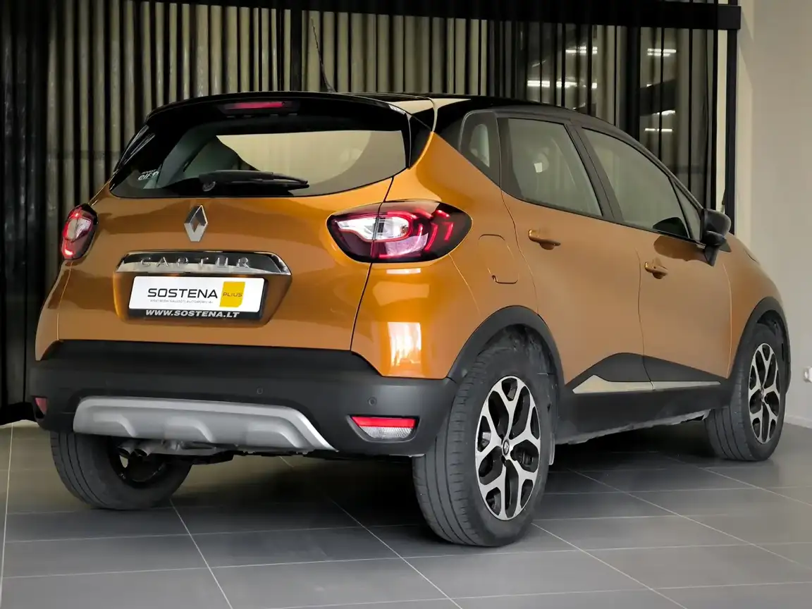 RENAULT CAPTUR