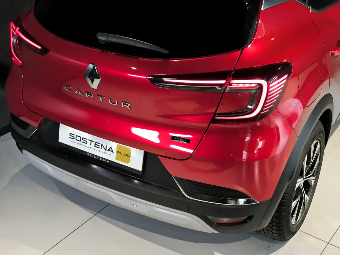 RENAULT CAPTUR
