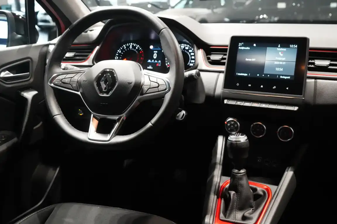 RENAULT CAPTUR