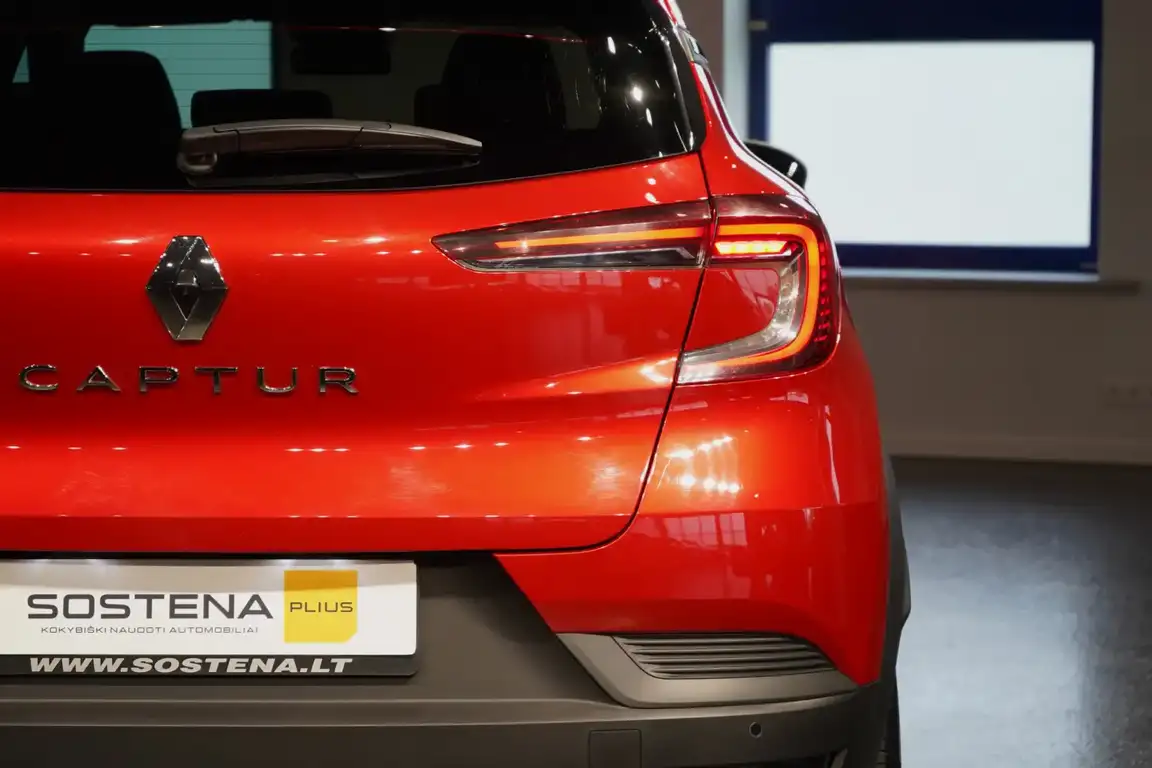 RENAULT CAPTUR