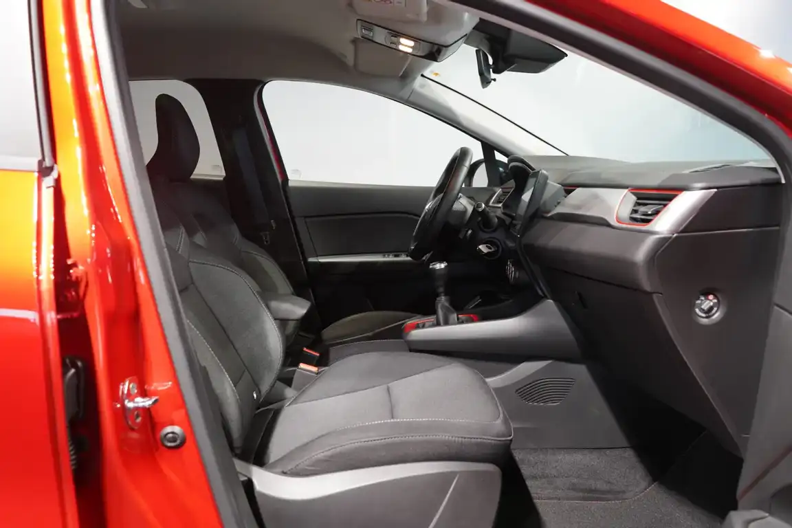 RENAULT CAPTUR