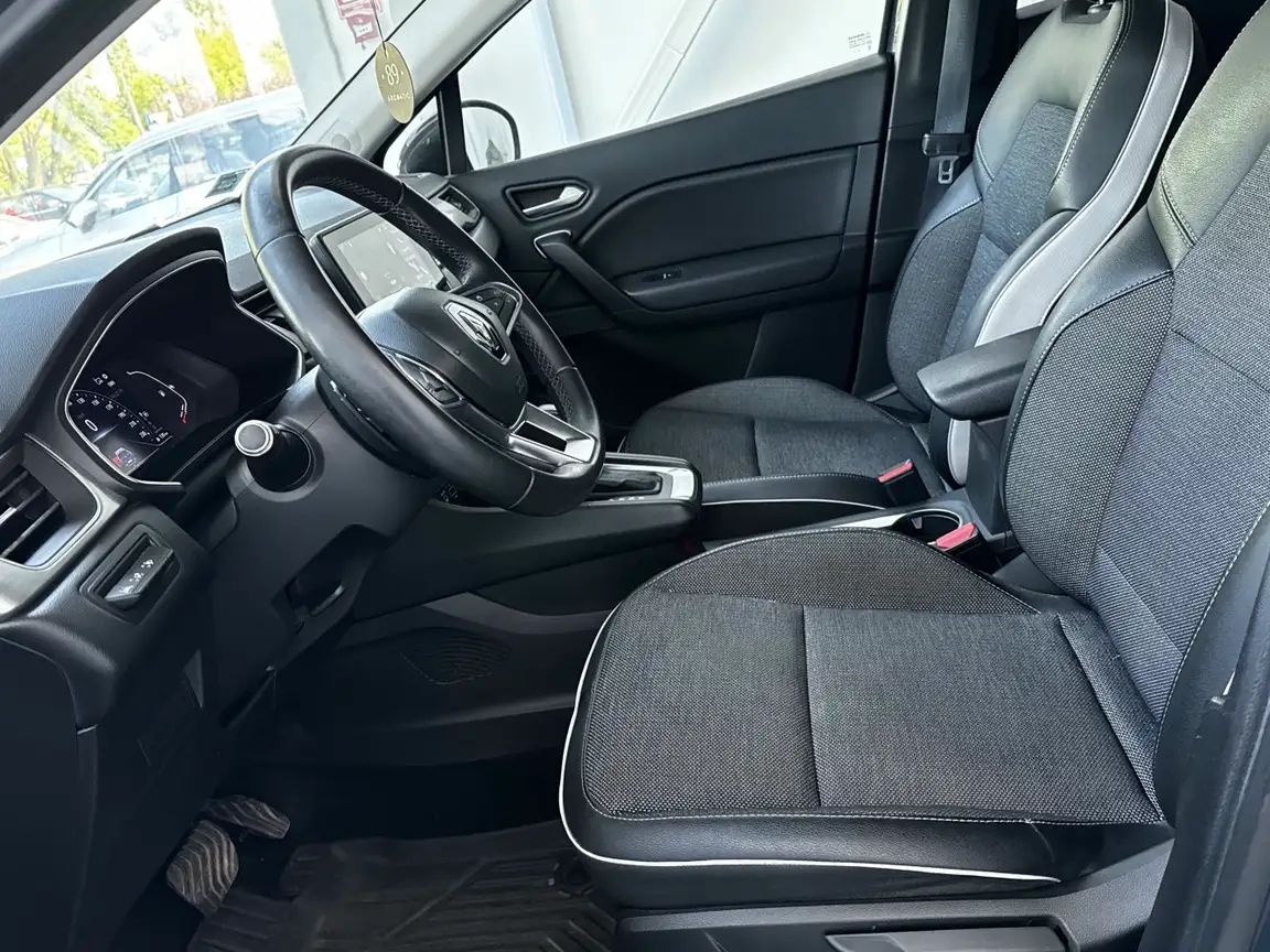 RENAULT CAPTUR