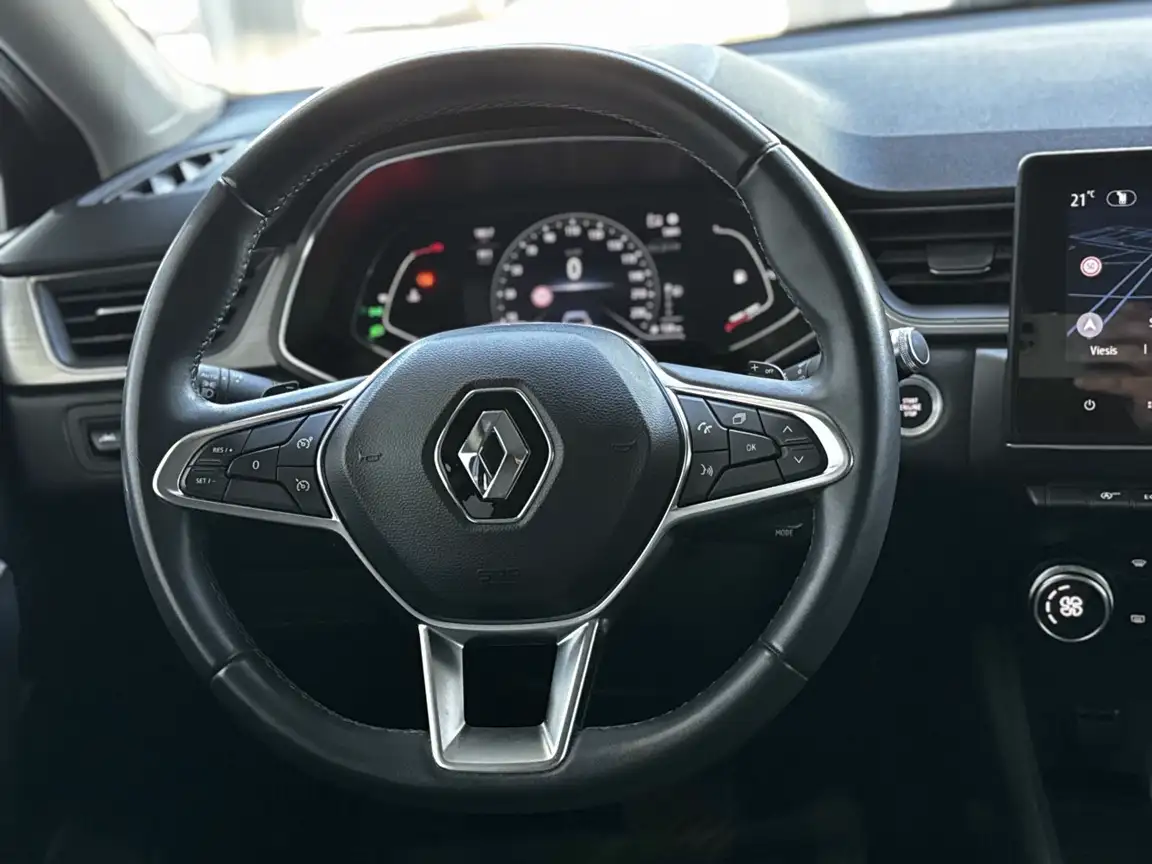 RENAULT CAPTUR