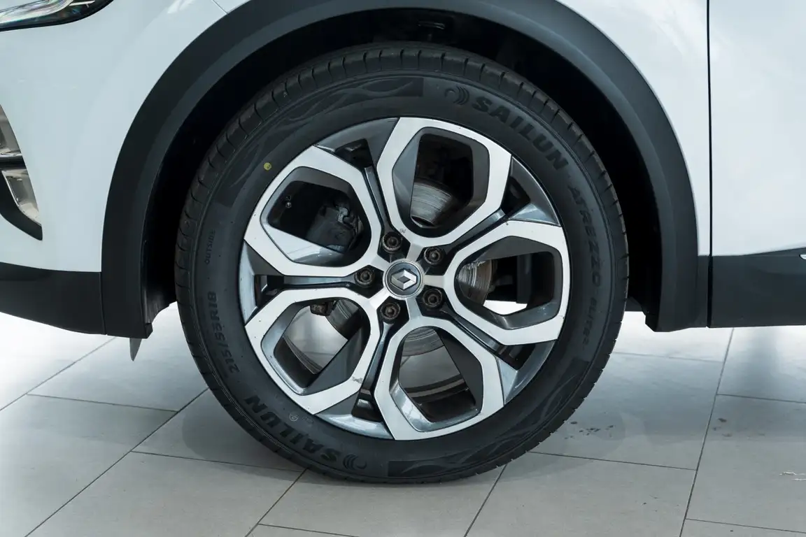RENAULT CAPTUR