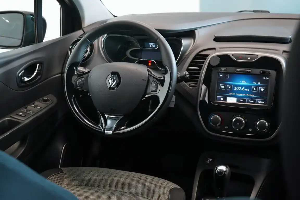 RENAULT CAPTUR