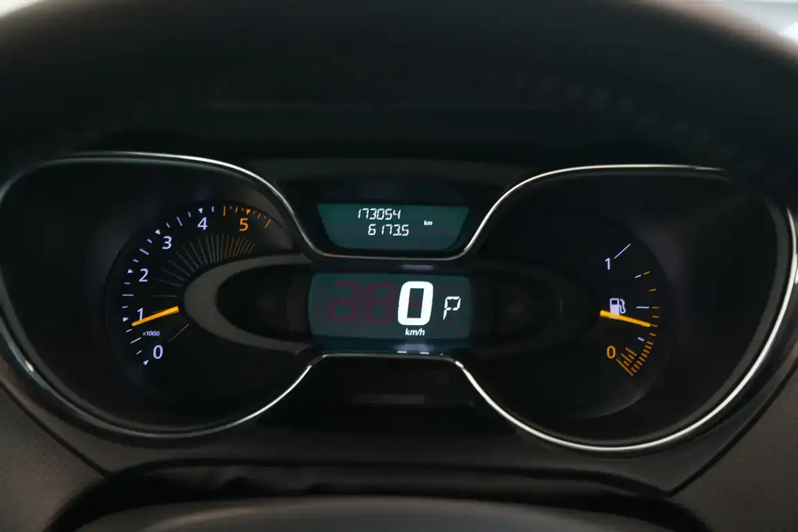 RENAULT CAPTUR